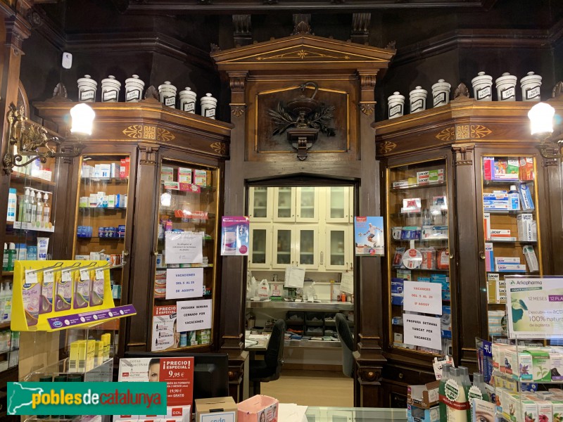 Valls - Farmàcia Viscasillas (Foto: Albert Esteves, 2019) Valls - Farmàcia Viscasillas