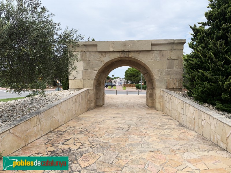 Deltebre - Pont dels Moros de Riumar (Foto: Albert Esteves, 2019) Deltebre - Pont dels Moros de Riumar