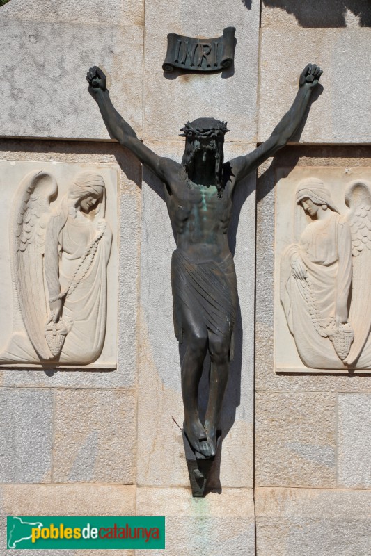 Valls - Cementiri de Valls, sepulcre Clols (Foto: Albert Esteves, 2019) Valls - Cementiri de Valls, sepulcre Clols