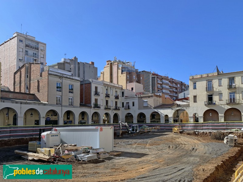 Barcelona - Plaça Mercadal, en obres