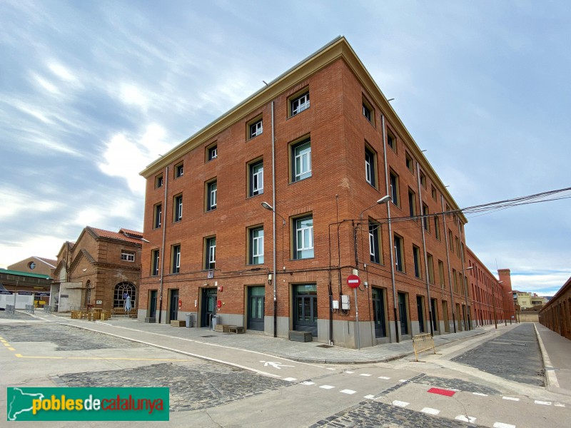 Barcelona - Antiga fàbrica Fabra i Coats (Foto: Albert Esteves, 2019) Barcelona - Antiga fàbrica Fabra i Coats