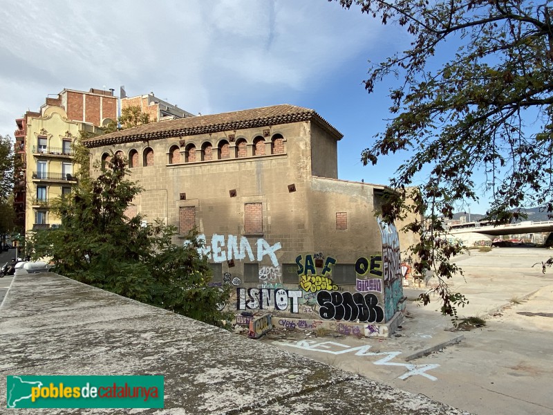Barcelona - Torre del Fang (Foto: Albert Esteves, 2019) Barcelona - Torre del Fang