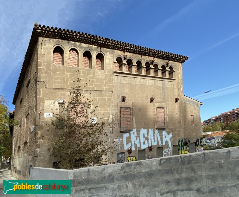 Barcelona - Torre del Fang (Foto: Albert Esteves, 2019) Barcelona - Torre del Fang