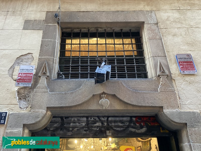 Barcelona - Església de Sant Felip Neri, carrer de la Palla (Foto: Albert Esteves, 2019) Barcelona - Església de Sant Felip Neri, carrer de la Palla