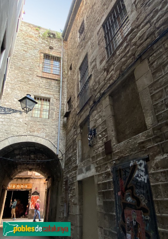 Barcelona - Casa de la Volta del Remei (Foto: Albert Esteves, 2019) Barcelona - Casa de la Volta del Remei