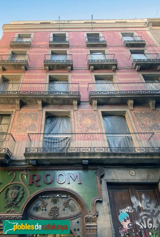 Barcelona - Escudellers, 8 (Foto: Albert Esteves, 2019) Barcelona - Escudellers, 8