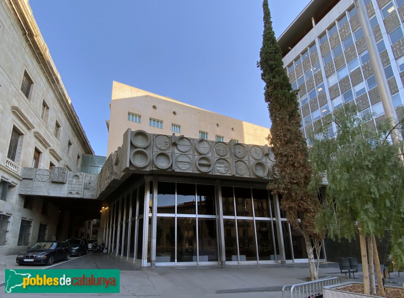 Barcelona - Ajuntament. Edifici Novíssim (Foto: Albert Esteves, 2019) Barcelona - Ajuntament. Edifici Novíssim