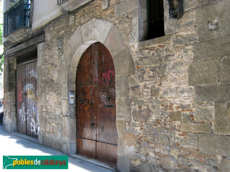 Barcelona - Hostal d´en Sol, 3-5 (Foto: Albert Esteves, 2007) Barcelona - Hostal d´en Sol, 3-5