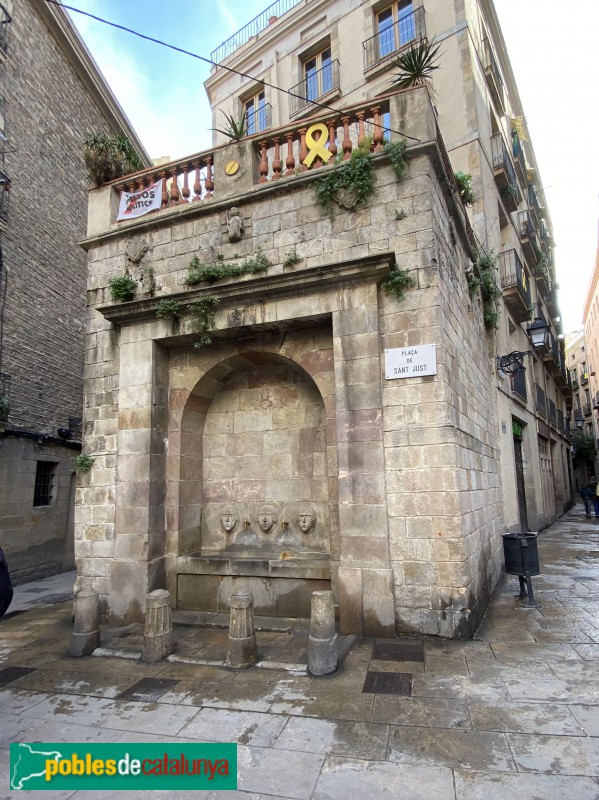 Barcelona - Font gòtica de la plaça Sant Just (Foto: Albert Esteves, 2019) Barcelona - Font gòtica de la plaça Sant Just