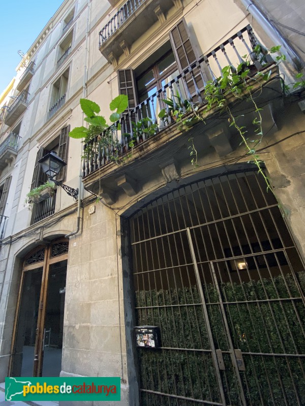 Barcelona - Casa Jaume Urgell (Còdols, 27) (Foto: Albert Esteves, 2019) Barcelona - Casa Jaume Urgell (Còdols, 27)