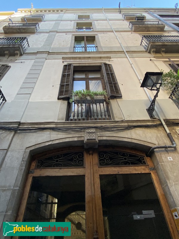 Barcelona - Casa Jaume Urgell (Còdols, 27) (Foto: Albert Esteves, 2019) Barcelona - Casa Jaume Urgell (Còdols, 27)