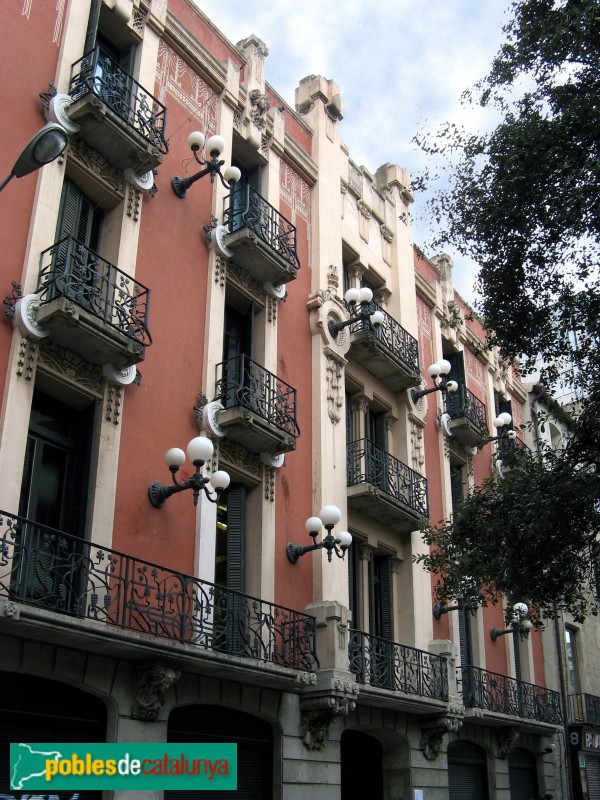 Barcelona - Magatzems Cendra i Caralt (Antiga Hidroelèctrica de Catalunya) (Foto: Albert Esteves, 2007) Barcelona - Magatzems Cendra i Caralt (Antiga Hidroelèctrica de Catalunya)