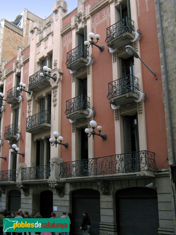 Barcelona - Magatzems Cendra i Caralt (Antiga Hidroelèctrica de Catalunya) (Foto: Albert Esteves, 2007) Barcelona - Magatzems Cendra i Caralt (Antiga Hidroelèctrica de Catalunya)