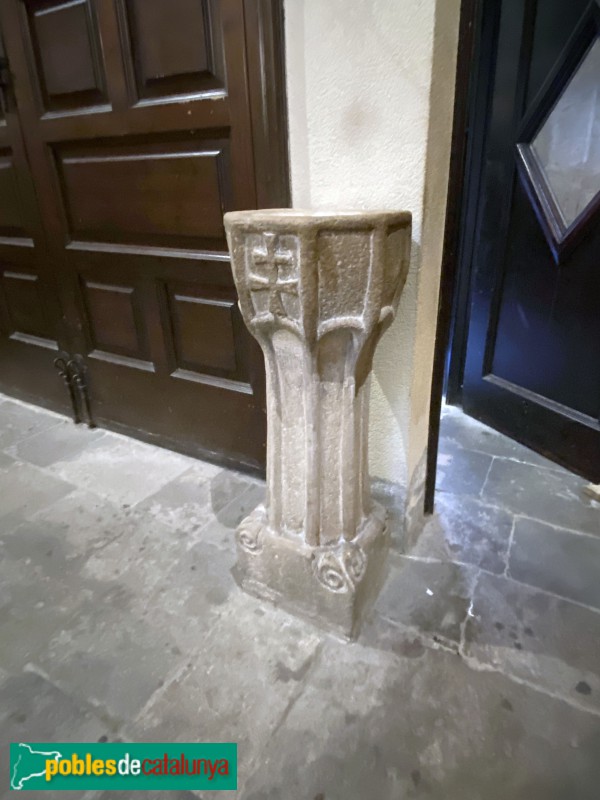 Barcelona - Església de Santa Anna (Foto: Albert Esteves, 2020) Barcelona - Església de Santa Anna