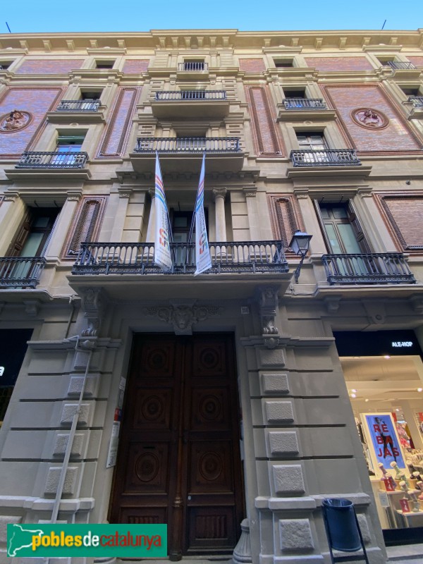 Barcelona - Santa Anna, 28 (Foto: Albert Esteves, 2020) Barcelona - Santa Anna, 28