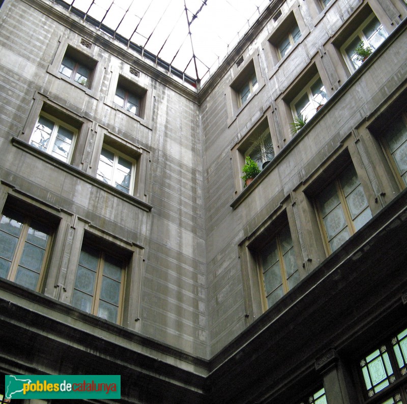 Barcelona - Santa Anna, 28 (Foto: Albert Esteves, 2007) Barcelona - Santa Anna, 28