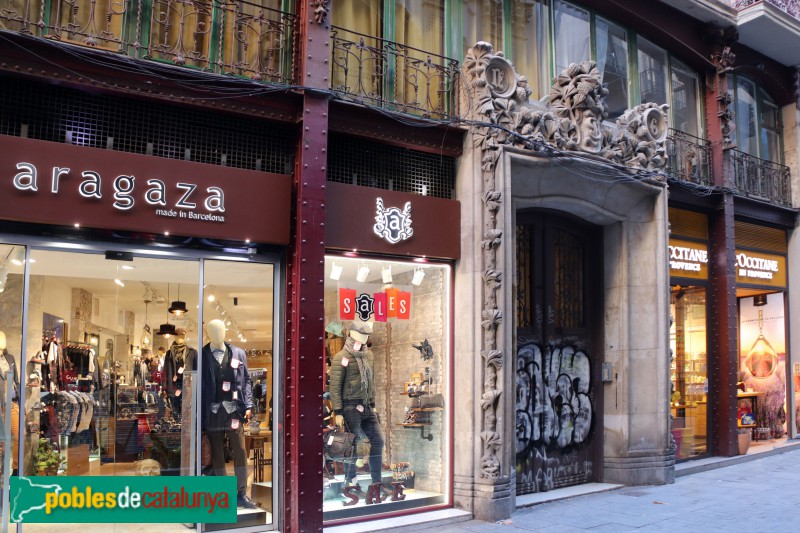 Barcelona - Santa Anna, 6 (Foto: Albert Esteves, 2020) Barcelona - Santa Anna, 6