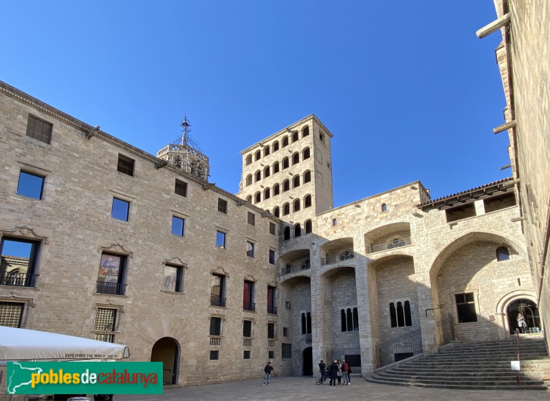 Barcelona - Plaça del Rei (Foto: Albert Esteves, 2020) Barcelona - Plaça del Rei