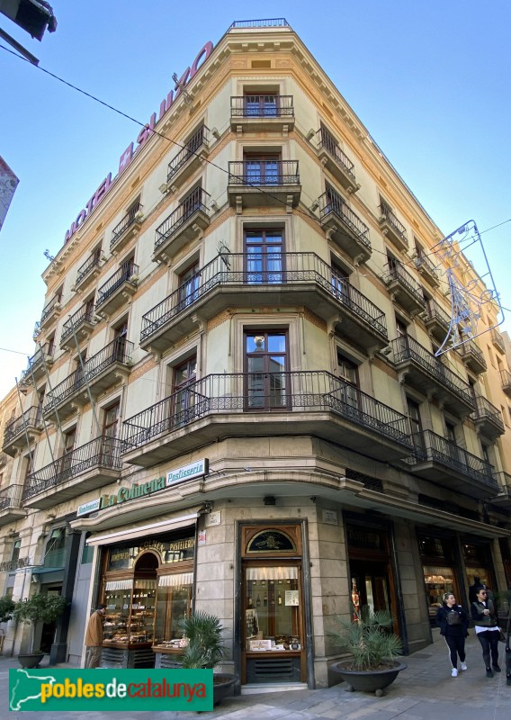 Barcelona - Hotel Suizo (Foto: Albert Esteves, 2020) Barcelona - Hotel Suizo