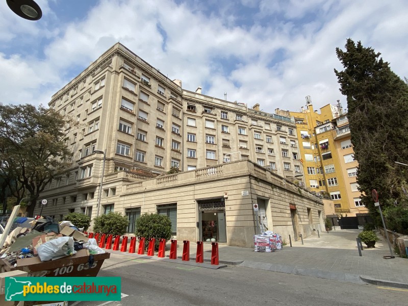 Barcelona - El Frare Negre (Foto: Albert Esteves, 2020) Barcelona - El Frare Negre