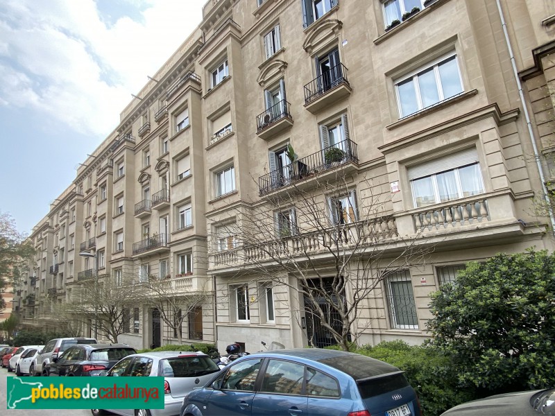 Barcelona - El Frare Negre (Foto: Albert Esteves, 2020) Barcelona - El Frare Negre