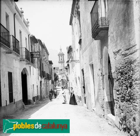 Esparreguera - Carrer Gran (Foto: Antoni Bartomeus -Arxiu Fotogràfic Centre Excursionista de Catalunya-, inicis segle XX) Esparreguera - Carrer Gran