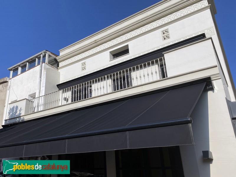 Esparreguera - Carrer Cavallers, 18 (Foto: Albert Esteves, 2020) Esparreguera - Carrer Cavallers, 18