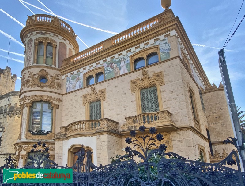 Barcelona - Av. Tibidabo, 27 (Foto: Albert Esteves, 2020) Barcelona - Av. Tibidabo, 27