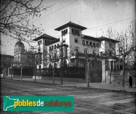 Barcelona - Av. Tibidabo, 24-28 Fargas c1926 (Foto: Carles Fargas -Arxiu Fotogràfic Centre Excursionista de Catalunya-, c.1926) Barcelona - Av. Tibidabo, 24-28 Fargas c1926