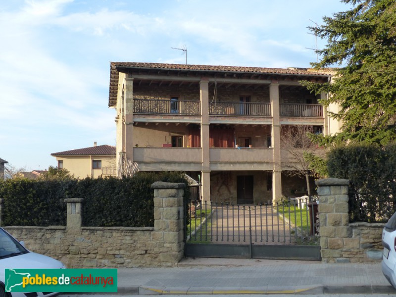 Folgueroles - Can Joan. Façana a migdia (Foto: Graciel·la Vidal, 2020) Folgueroles - Can Joan. Façana a migdia