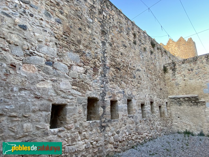 Calonge - Castell de Calonge (Foto: Albert Esteves, 2020) Calonge - Castell de Calonge