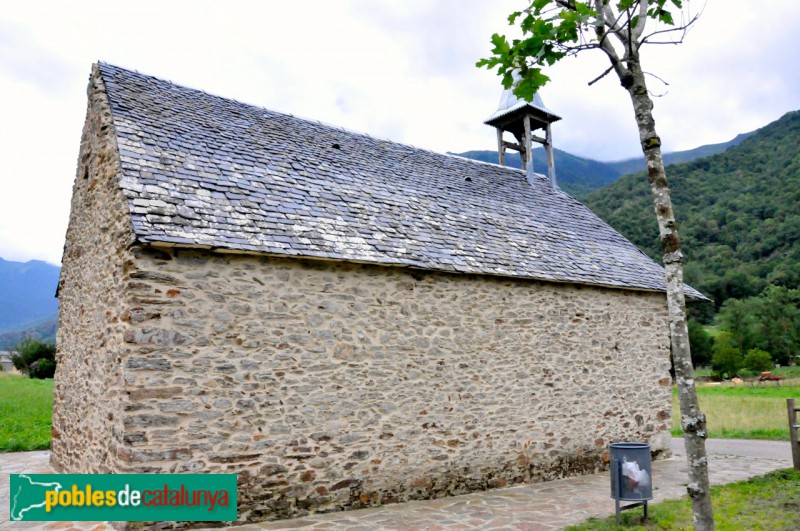 Les - Capella de la Mare de Déu de la Pietat (Foto: Joan Sànchez Sabé, 2014) Les - Capella de la Mare de Déu de la Pietat