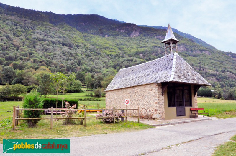 Les - Capella de la Mare de Déu de la Pietat (Foto: Joan Sànchez Sabé, 2014) Les - Capella de la Mare de Déu de la Pietat