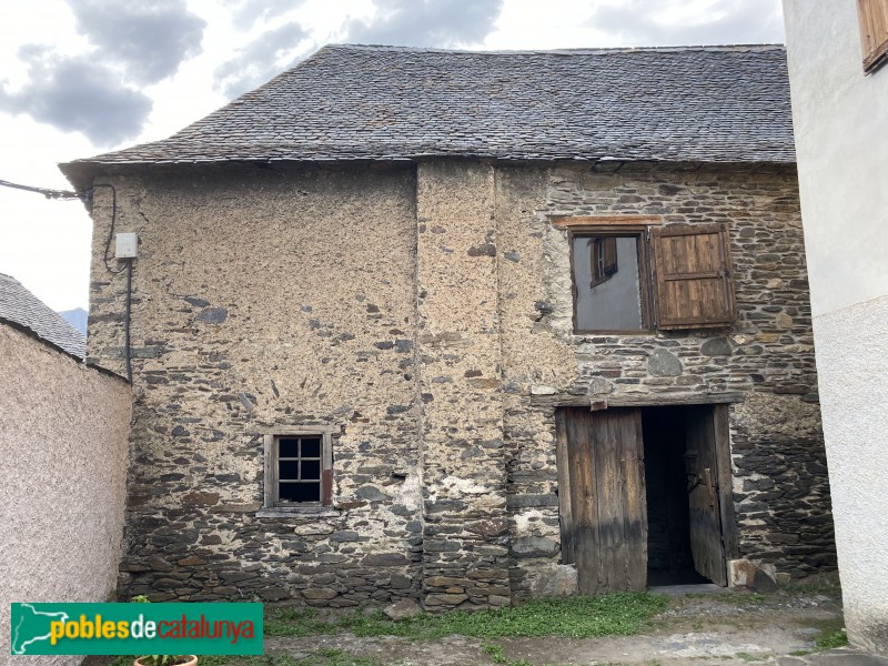 Vilamòs - Çò de Joanchiquet. Estable (Foto: Albert Esteves, 2020) Vilamòs - Çò de Joanchiquet. Estable