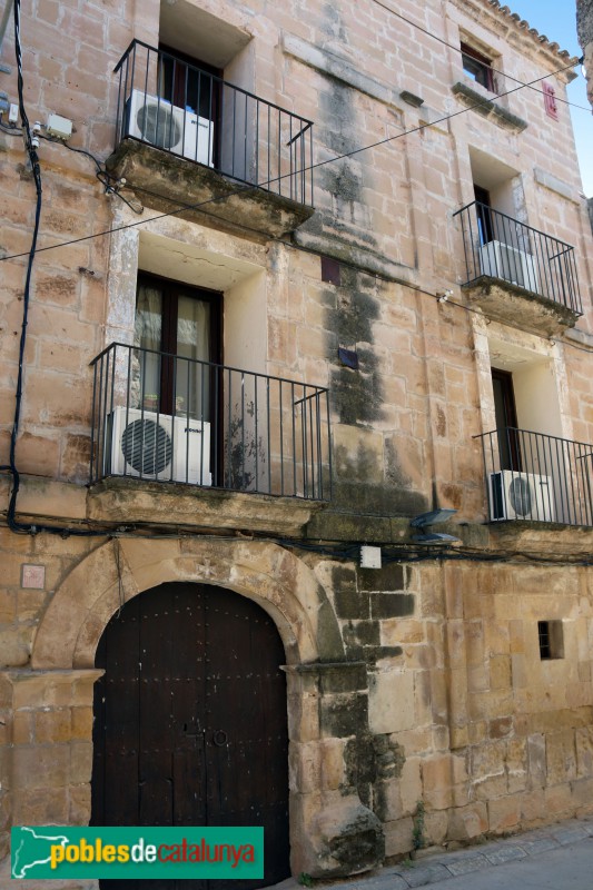 Granyena de les Garrigues - Cal Roget (Foto: Albert Esteves, 2020) Granyena de les Garrigues - Cal Roget