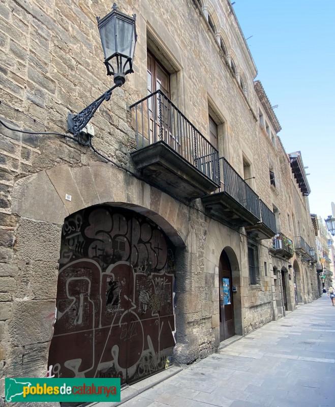 Barcelona - Asil Bressol del Nen Jesús (Foto: Albert Esteves, 2020) Barcelona - Asil Bressol del Nen Jesús