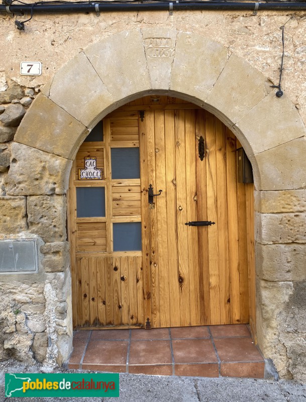 La Granadella - Portal 1796 (Foto: Albert Esteves, 2020) La Granadella - Portal 1796