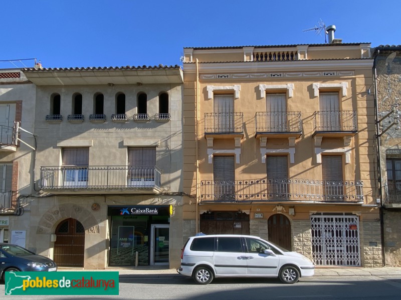 La Granadella - Plaça de la Vila