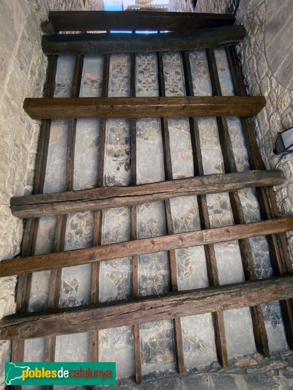 El Vilosell - Portal de la bassa (Foto: Albert Esteves, 2020) El Vilosell - Portal de la bassa