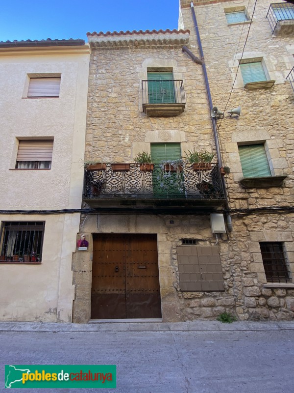 El Vilosell - Casa del bisbe Caixal (Foto: Albert Esteves, 2020) El Vilosell - Casa del bisbe Caixal