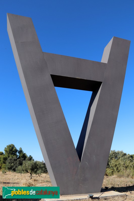 La Pobla de Cérvoles - Cap de Bou (Joan Brossa) (Foto: Albert Esteves, 2020) La Pobla de Cérvoles - Cap de Bou (Joan Brossa)