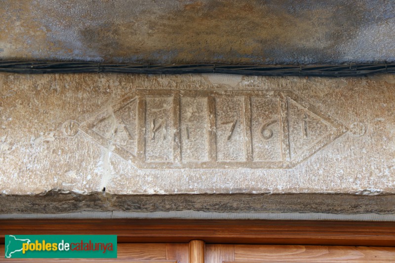 Cervià de les Garrigues - Porta de 1761 (Foto: Albert Esteves, 2020) Cervià de les Garrigues - Porta de 1761