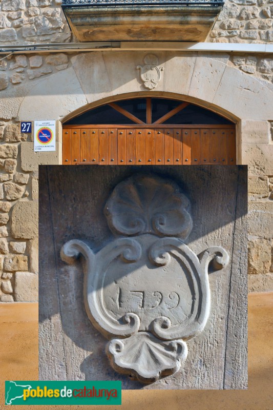 Cervià de les Garrigues - Porta de 1799 (Foto: Albert Esteves, 2020) Cervià de les Garrigues - Porta de 1799