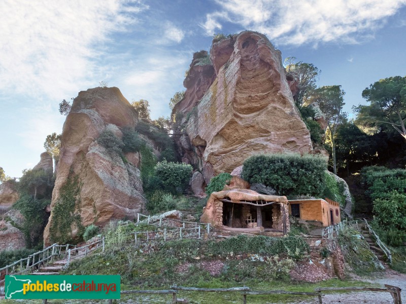 Corbera de Llobregat - Passeig del Pessebre Vivent (Foto: Albert Esteves, 2020) Corbera de Llobregat - Passeig del Pessebre Vivent