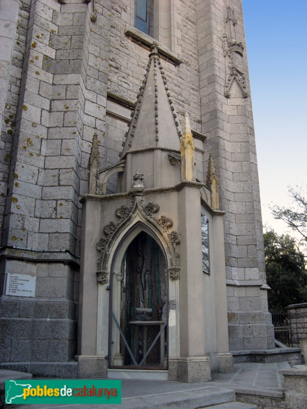 Barcelona - Temple del Sagrat Cor del Tibidabo (Foto: Albert Esteves, 2007) Barcelona - Temple del Sagrat Cor del Tibidabo