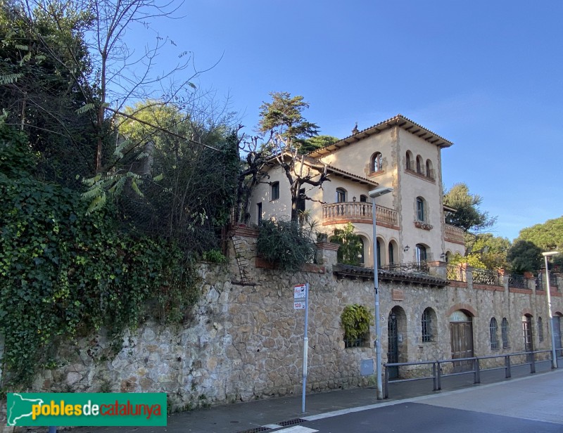 Barcelona - Reis Catòlics, 7-9 (Vallvidrera) (Foto: Albert Esteves, 2020) Barcelona - Reis Catòlics, 7-9 (Vallvidrera)