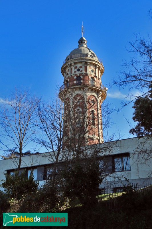 Barcelona - Torre de les Aigües del Tibidabo (o de Dosrius) (Foto: Albert Esteves, 2020) Barcelona - Torre de les Aigües del Tibidabo (o de Dosrius)