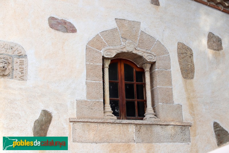 Molins de Rei - Can Campmany (Foto: Albert Esteves, 2021) Molins de Rei - Can Campmany