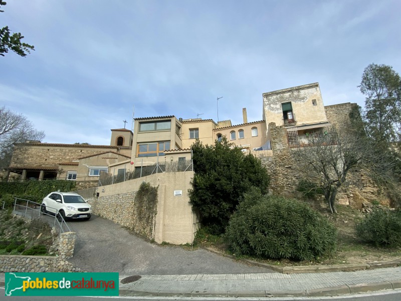 Molins de Rei - Sant Bartomeu de la Quadra (Foto: Albert Esteves, 2021) Molins de Rei - Sant Bartomeu de la Quadra