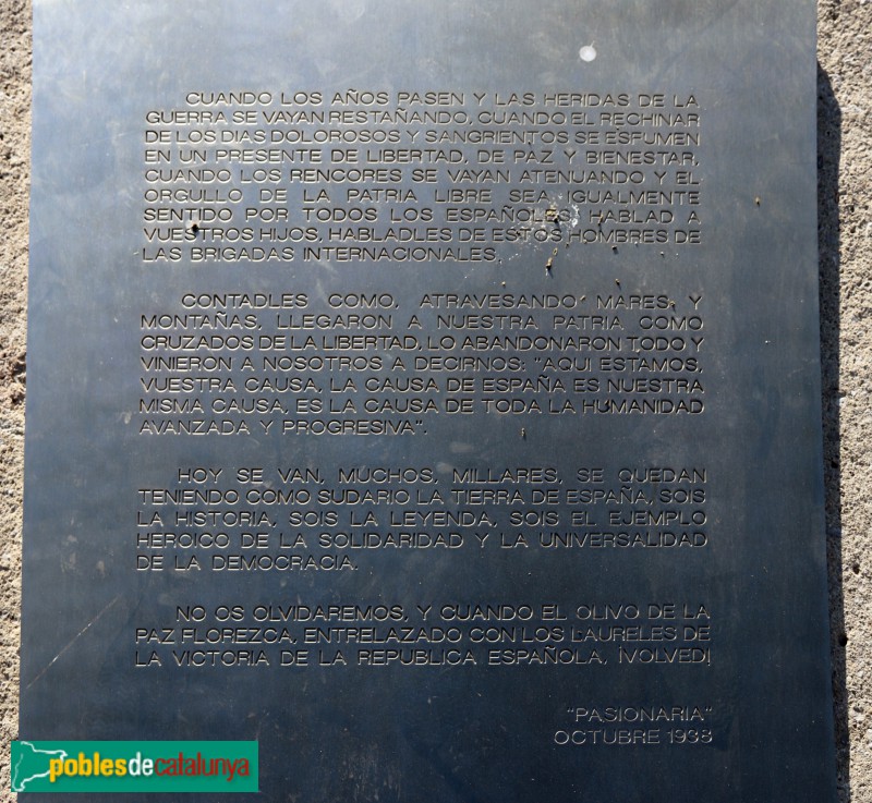 Barcelona - David i Goliat (Homenatge a les Brigades Internacionals) (Foto: Albert Esteves, 2021) Barcelona - David i Goliat (Homenatge a les Brigades Internacionals)